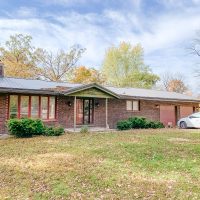 Fulton, Missouri Country Home