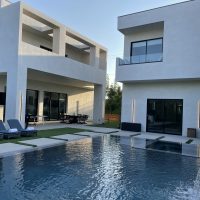 Modern White Box Mansion in Los Angeles